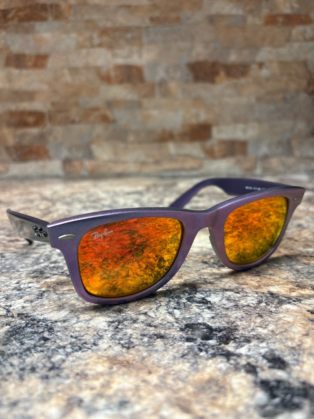 RAY BAN Cosmo Collection MARS RB 2140 Sunglasses